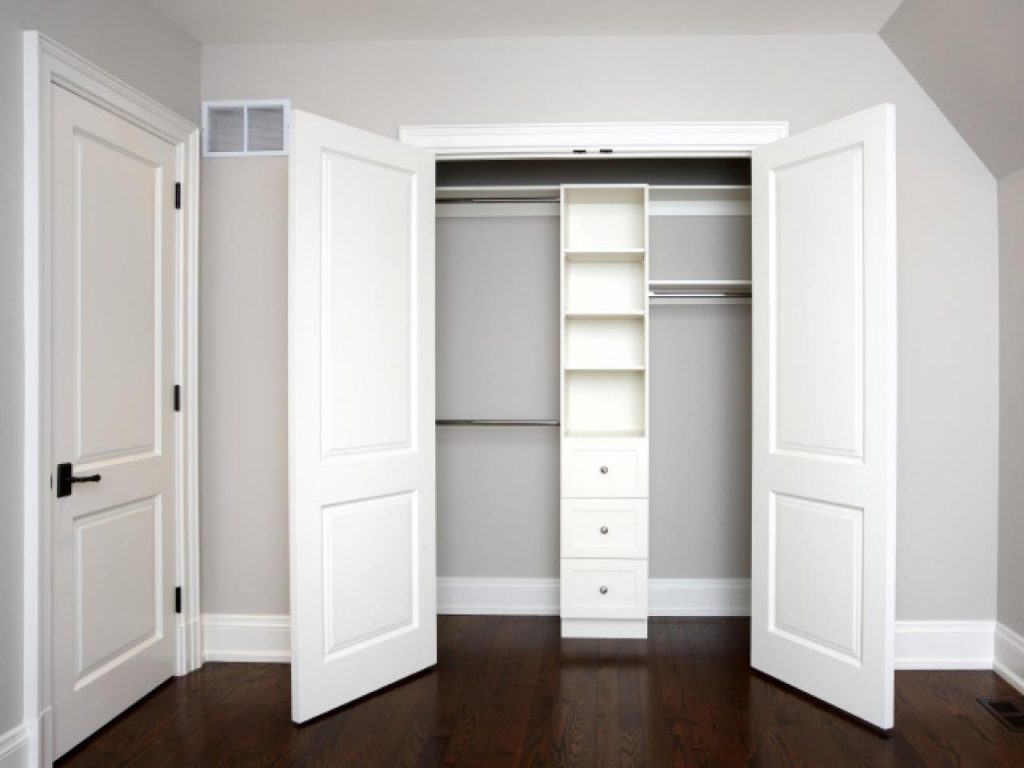 sliding closet doors: design ideas and options MWKTURB