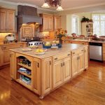 Natural Maple Kitchen Cabinets - Decora Cabinetry