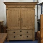 Very Large Antique Pine Linen Press (R7508E) u2014 Pinefinders Old Pine