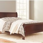 Alisdair Queen Sleigh Bed | Ashley Furniture HomeSto