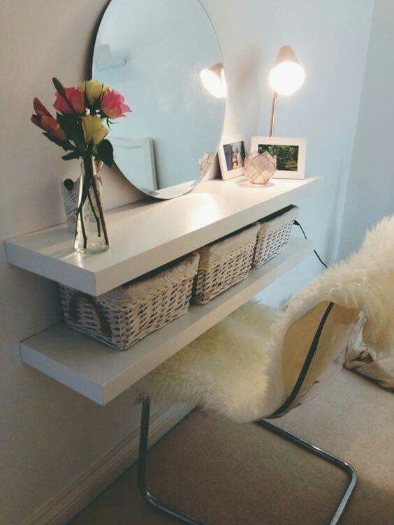 Small space vanity | Bedroom decor, Home, Interi