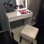 15 Super Cool Vanity Ideas For Small Bedrooms | Interior, Room .