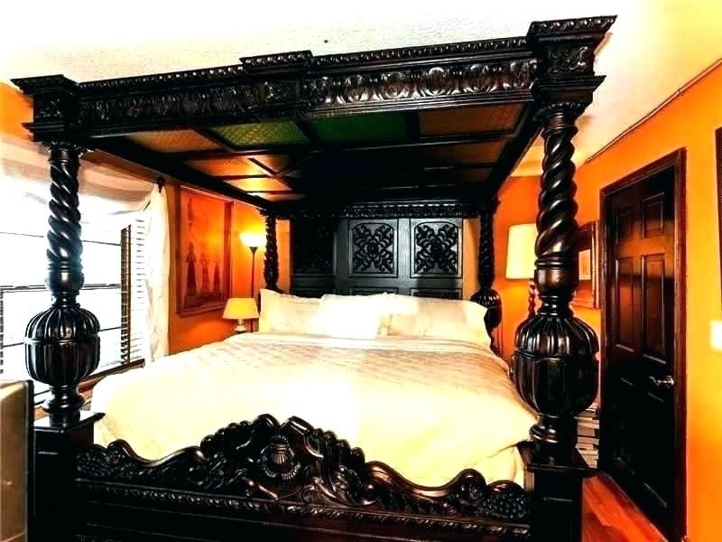 King Canopy Bedroom Set Ideas