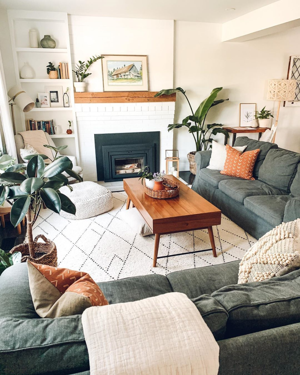 Budget friendly Living Room Decor Ideas