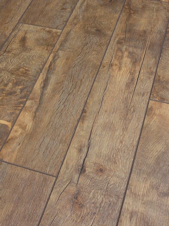 1700454225_Wood-Laminate-Flooring.jpg