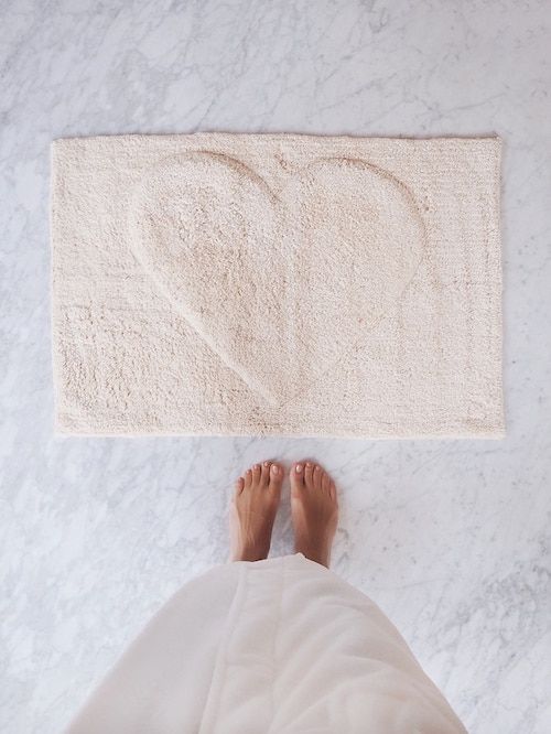 Why should you use a bath rug