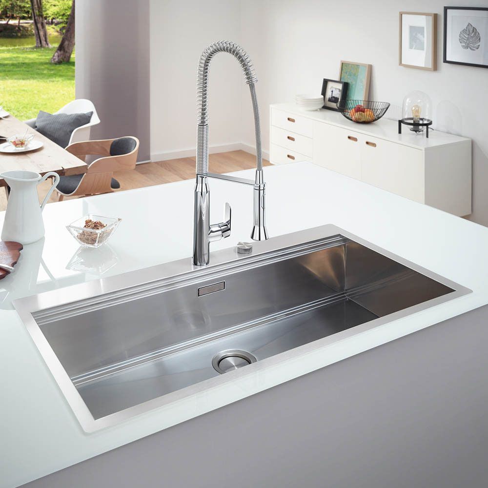 1700509210_stainless-steel-kitchen-sinks.jpg