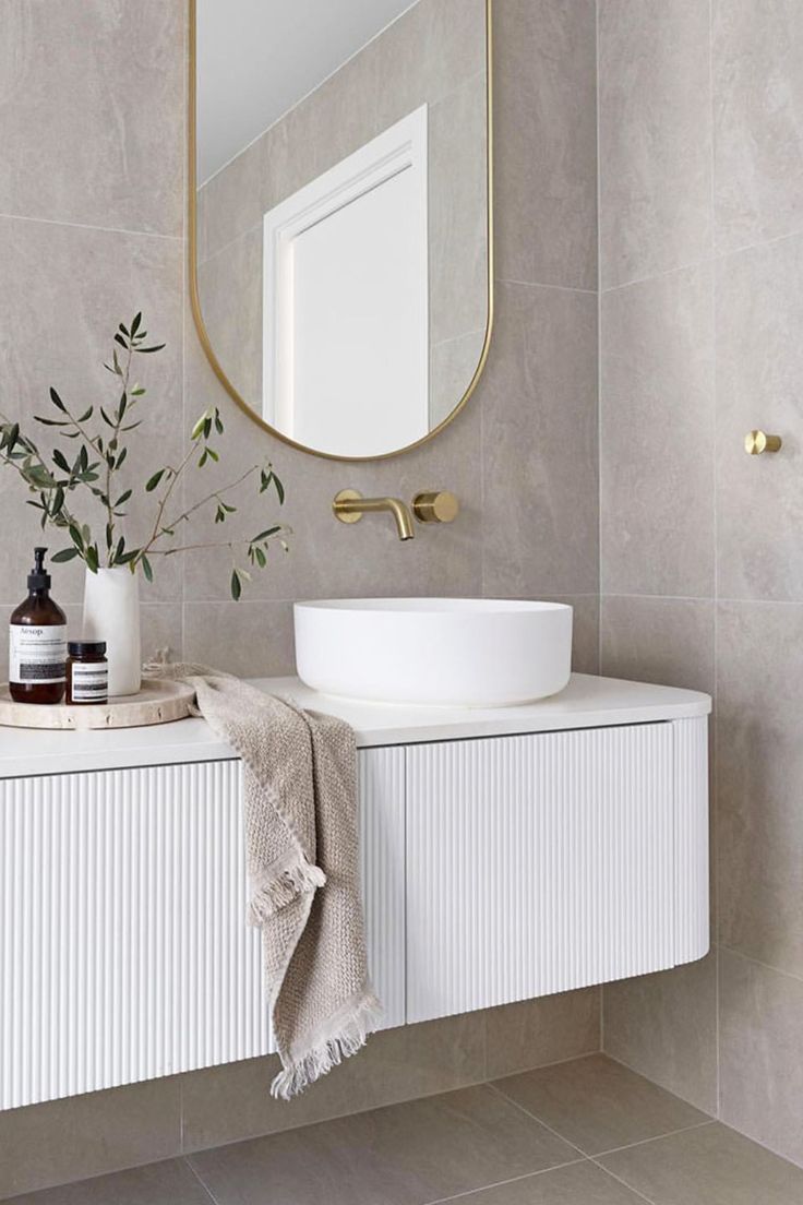 Contemporary White Bathroom Vanity