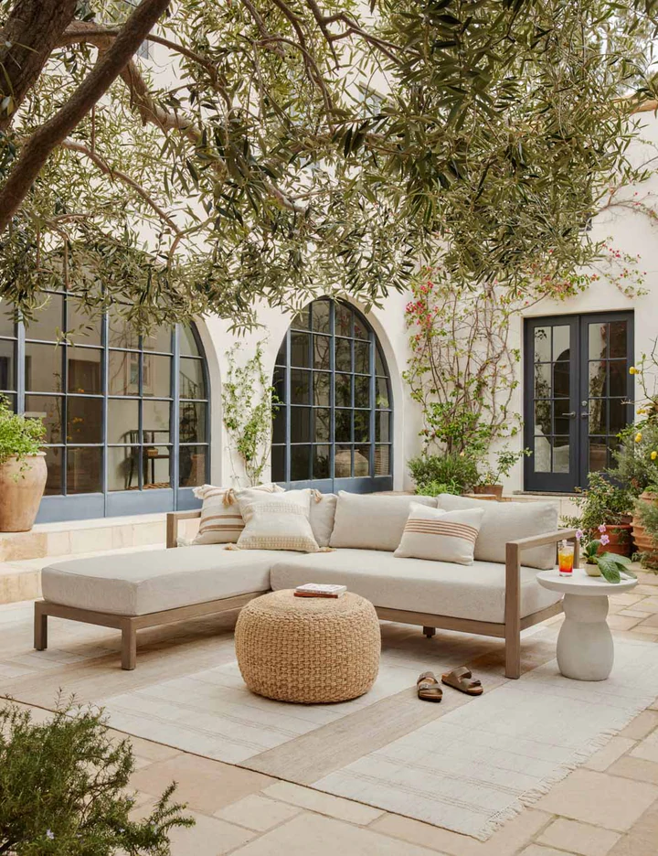 Patio Rugs for Added Beauty in Your Patio Setting