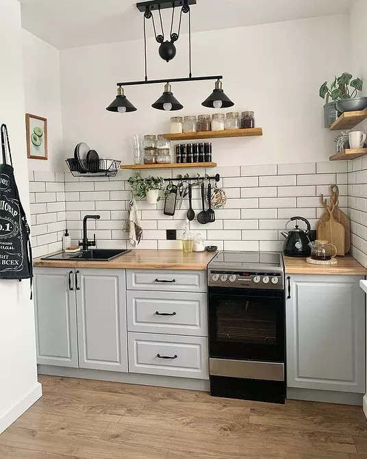 Small Kitchen Design – How to Decorate It