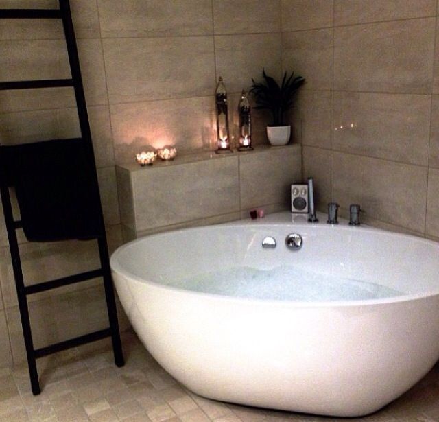 Decorating your bathroom with corner  baths