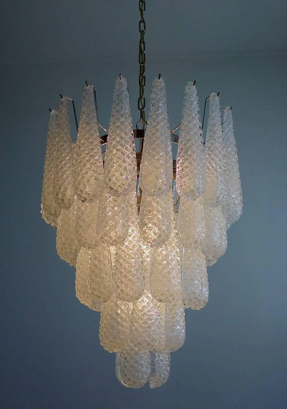 The Timeless Elegance of a Glass Chandelier