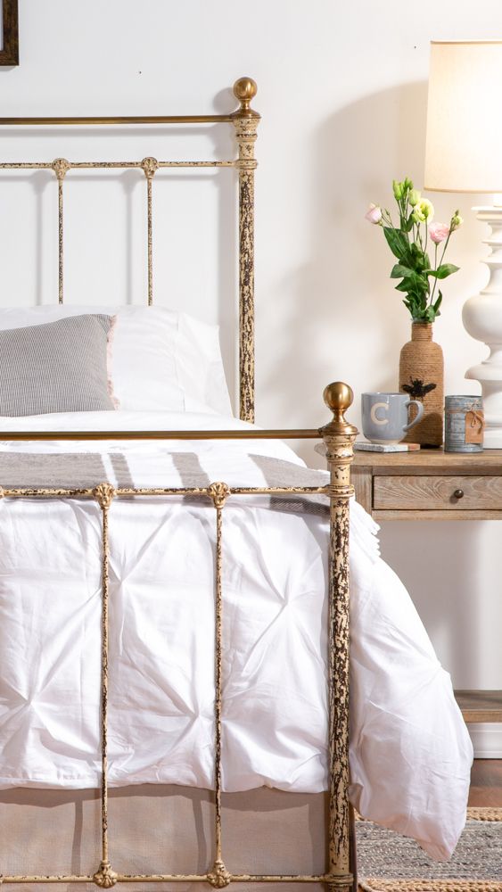 The Timeless Elegance of Iron Beds: A  Stylish Addition to Any Bedroom