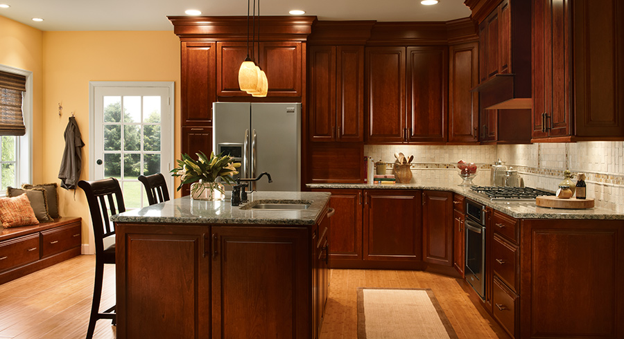 kraftmaid cabinets 4 unique ways to use cherry cabinets in your kitchen - kraftmaid RRQRXPV