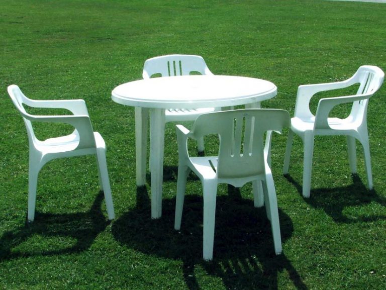 Plastic Garden Furniture Cheap in Price and Easy to Maintain goodworksfurniture