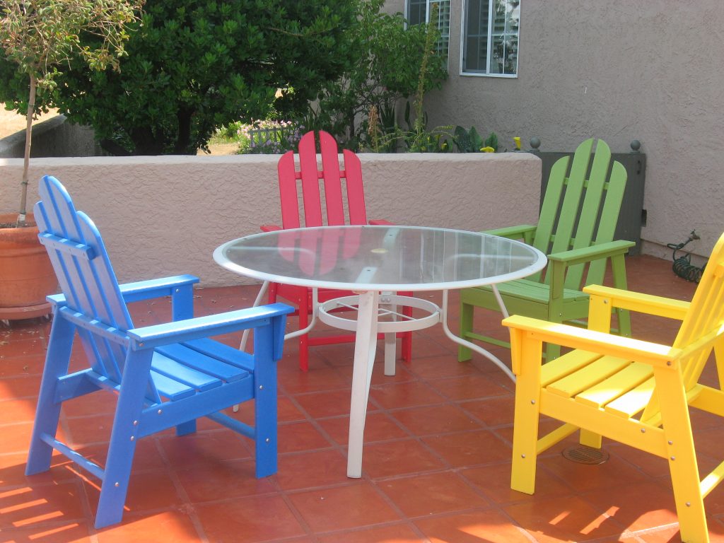 Plastic Garden Furniture Cheap in Price and Easy to Maintain goodworksfurniture