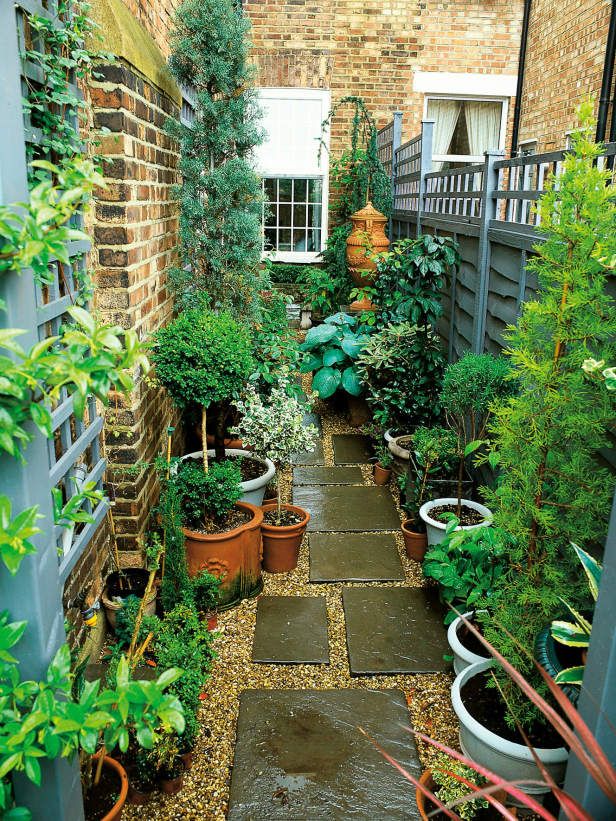 small gardens narrow garden space of townhouse this very narrow space on the side of SNNLBAH