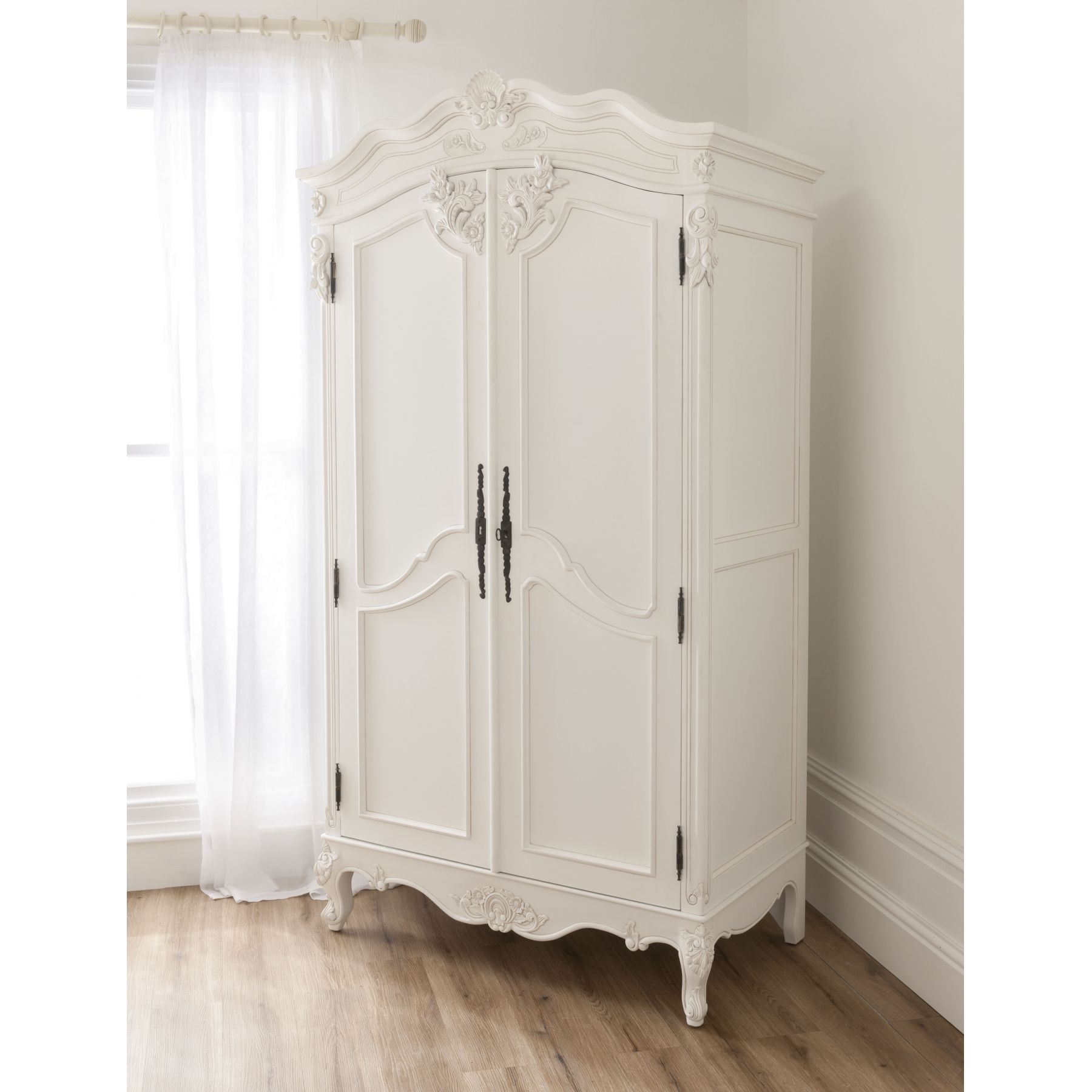 white wardrobes get bold - select a white wardrobe for your room NGYIXWK