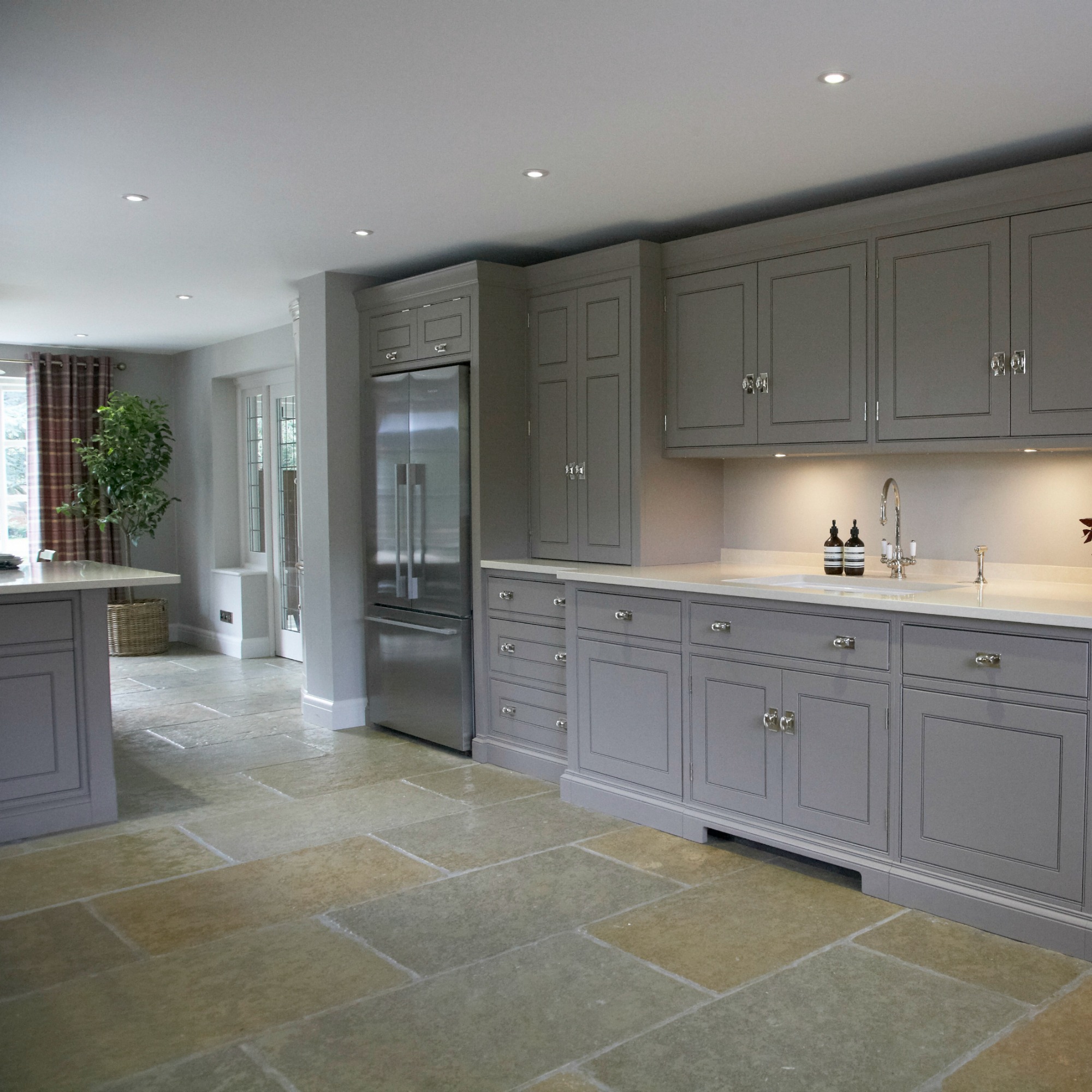 Bespoke Kitchens luxury bespoke kitchen, harpenden, hertfordshire FOVLGDS