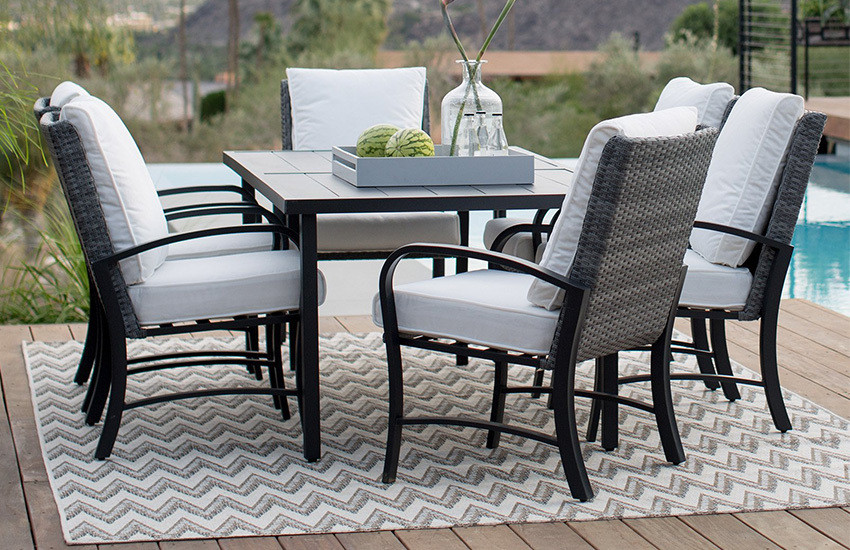 outdoor rug under patio table 6 person patio dining set on deck with outdoor rug VEODCFN