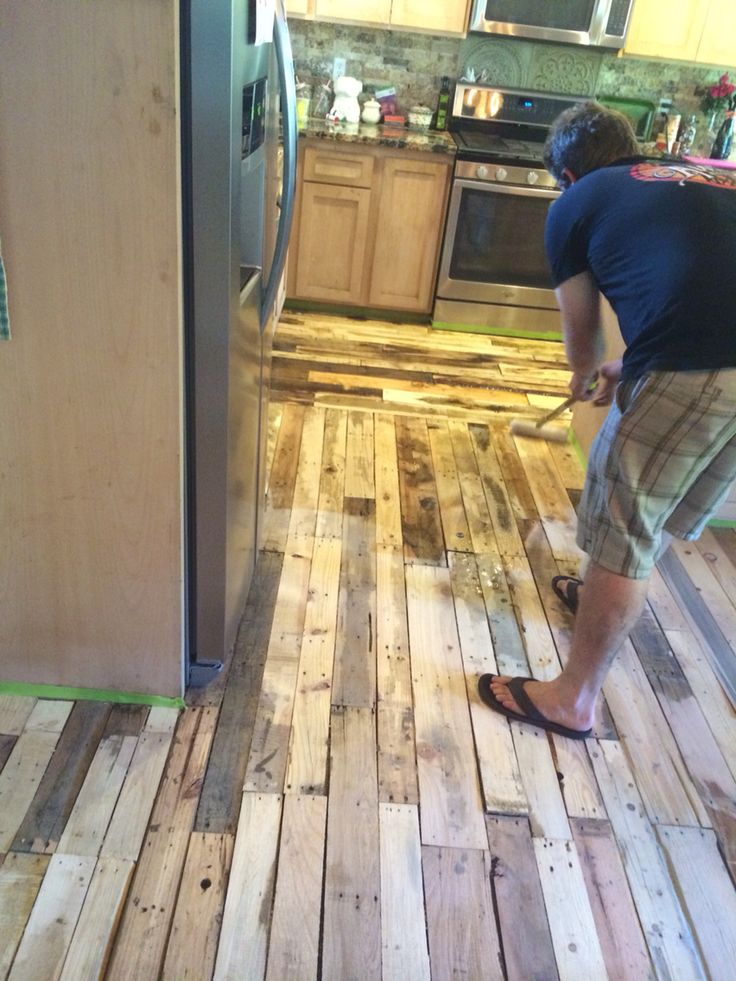 pallet wood floor the resin getting applied. wood floorpallet ... CNKVEKI