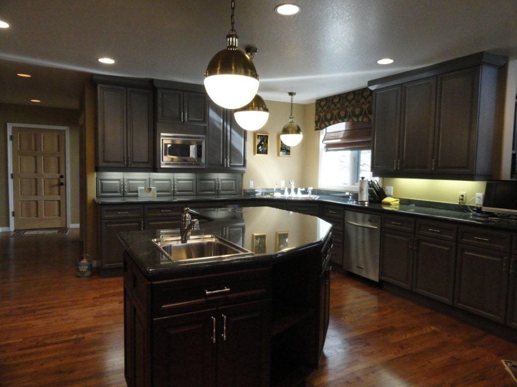 best paint color for kitchen with dark cabinets kitchen paint colors with dark cabinets fabulous best paint color for WXRESIU