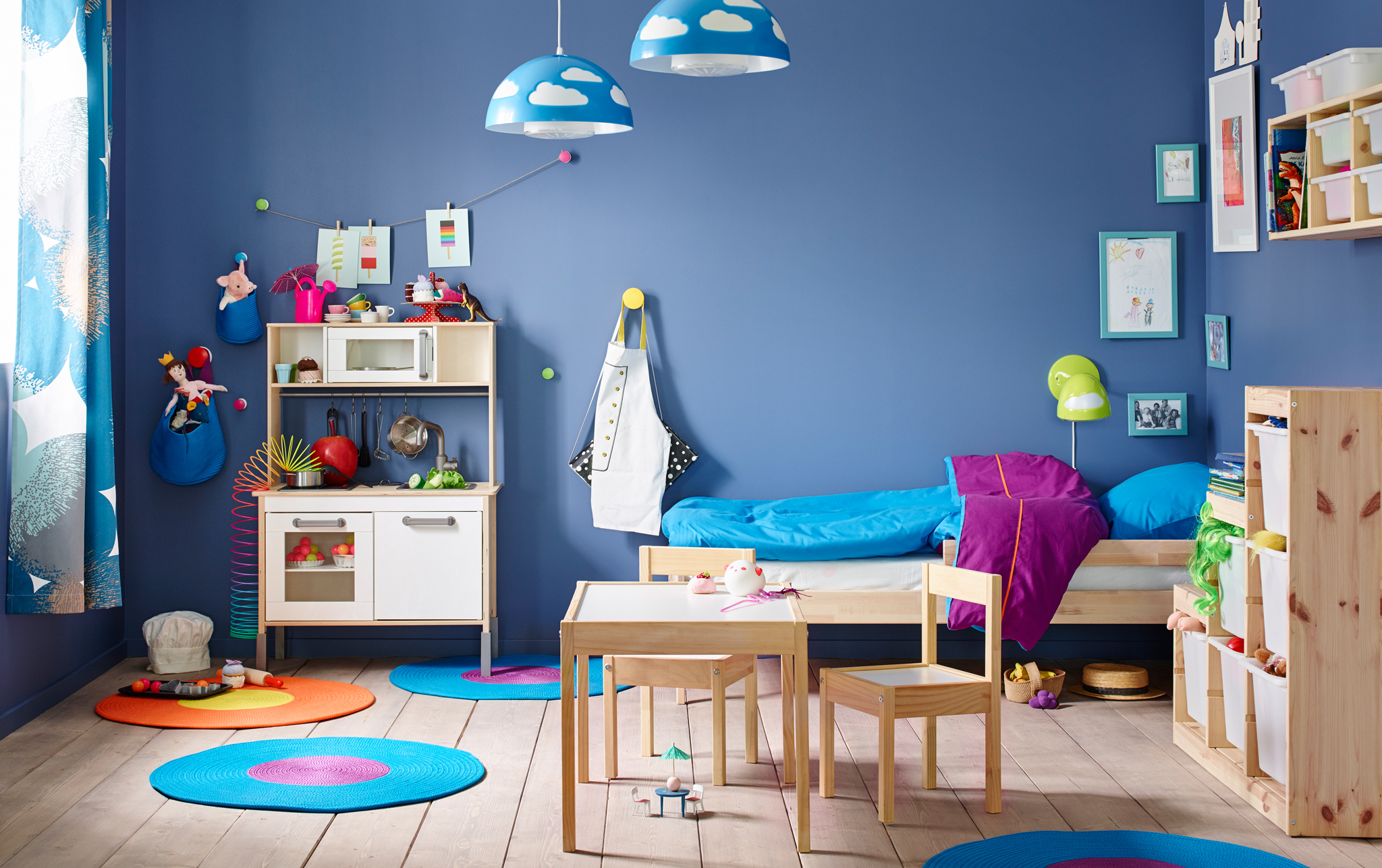Small Kids Rooms: 14 Space-Saving Design Ideas
