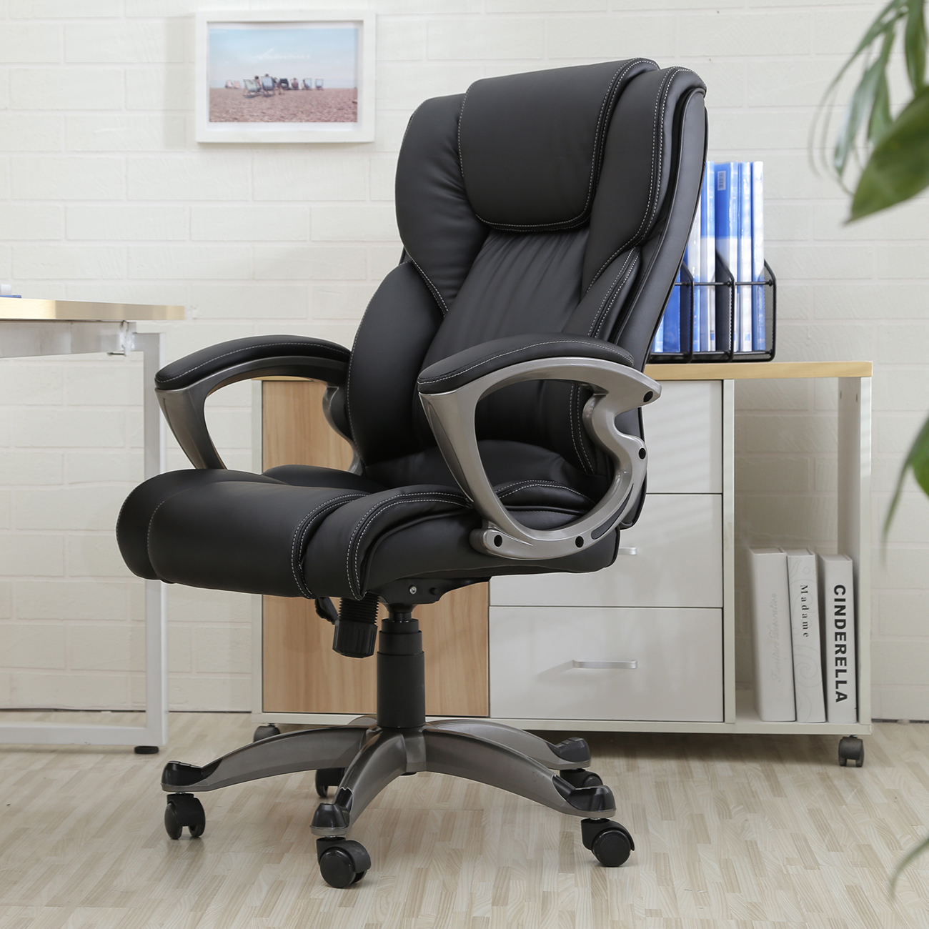Leather Executive Office Chair High Back: Functionality and Comfort at Its Finest