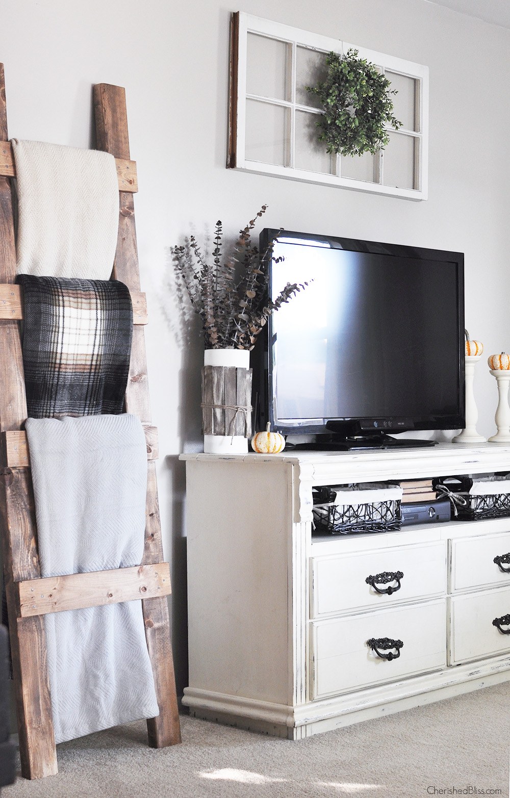rustic wall decor ideas for living room modern farmhouse tv decor PWTVBVE