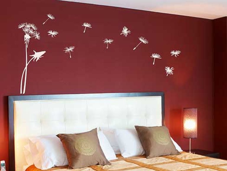 31 Elegant Wall Designs to Adorn Your Bedroom Walls - Ritely