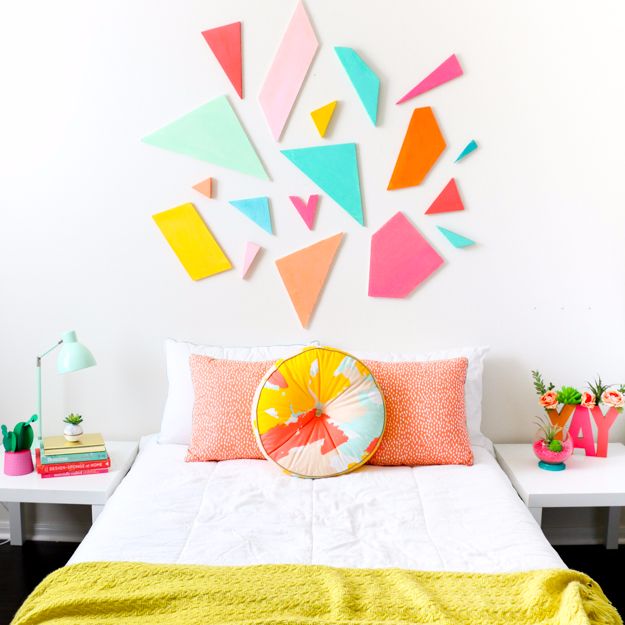 DIY Room Decor Creates the Right Elegance
in Your Place