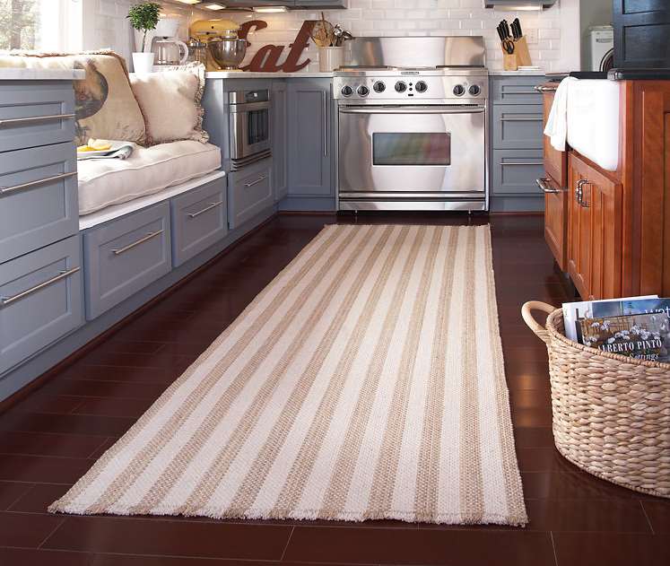 25+ Stunning Picture for Choosing the Perfect Kitchen Rugs