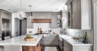 75 Most Popular Traditional Kitchen Design Ideas for 2019 - Stylish