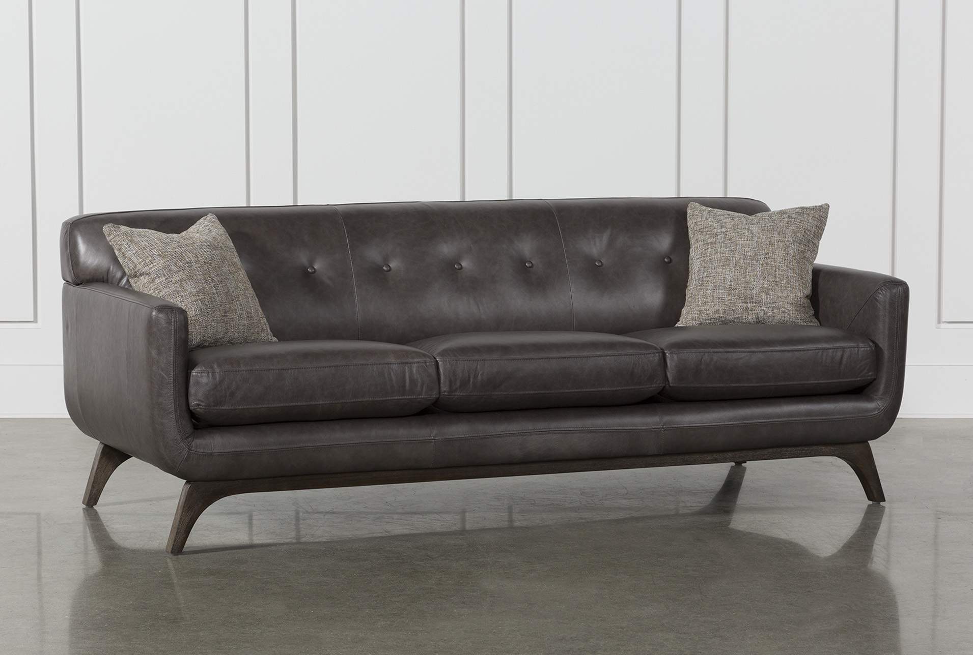 Leather Sofas Remain a Top Choice of
Modern Man