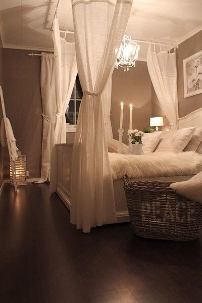 Romantic Bedroom on a Budget | CrAfTy 2 ThE CoRe~DIY GaLoRe | Home