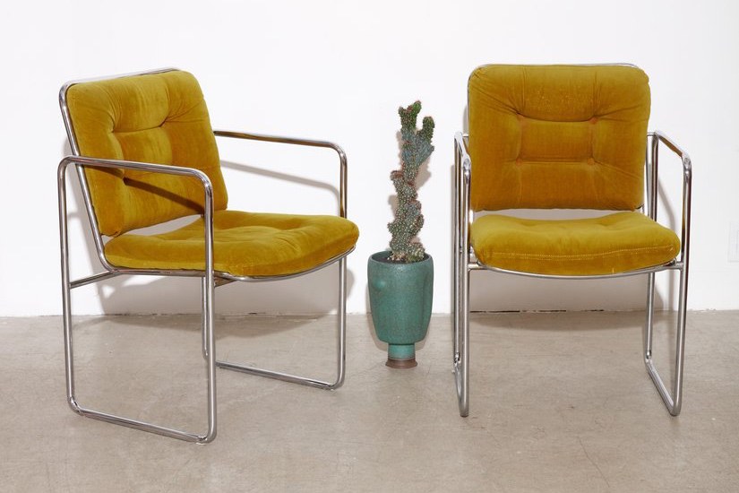 The Best Place to Shop For Vintage Furniture Is Instagram