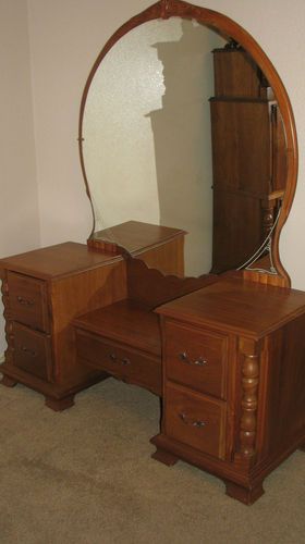 Check eBay Deal of Today | Bedroom vintage, Antique vanity .