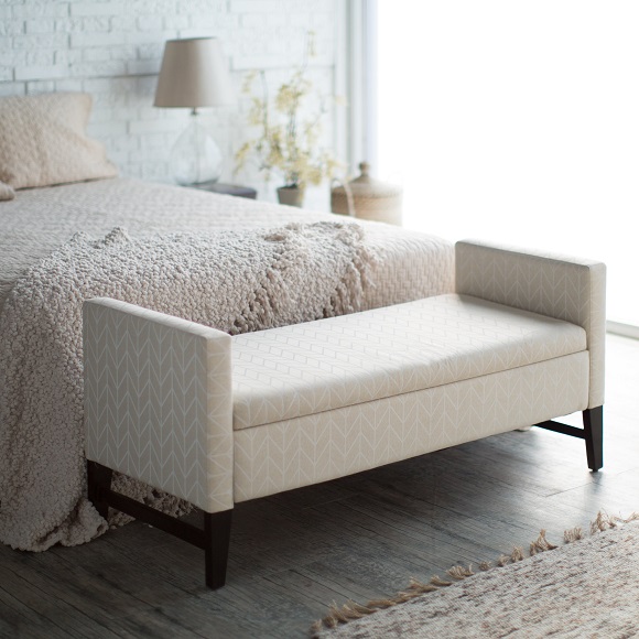 3 Benefits of Adorning Your Private Oasis with a Bedroom Bench | 3 .