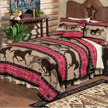 GIRLS HORSE BEDDING - HORSE THEMED BEDDING and COORDINATING ROOM .