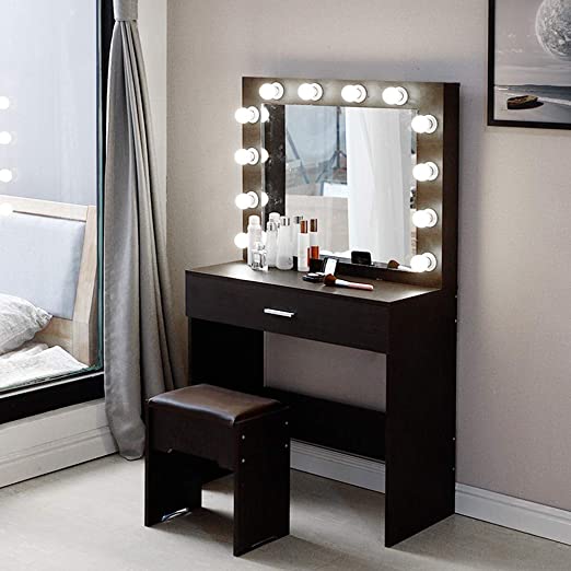 Amazon.com: Vanity Set with Lighted Mirror, Makeup Vanity Dressing .