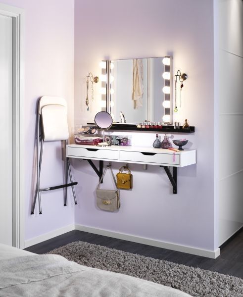 15 Super Cool Vanity Ideas For Small Bedrooms | Decor Home Ide
