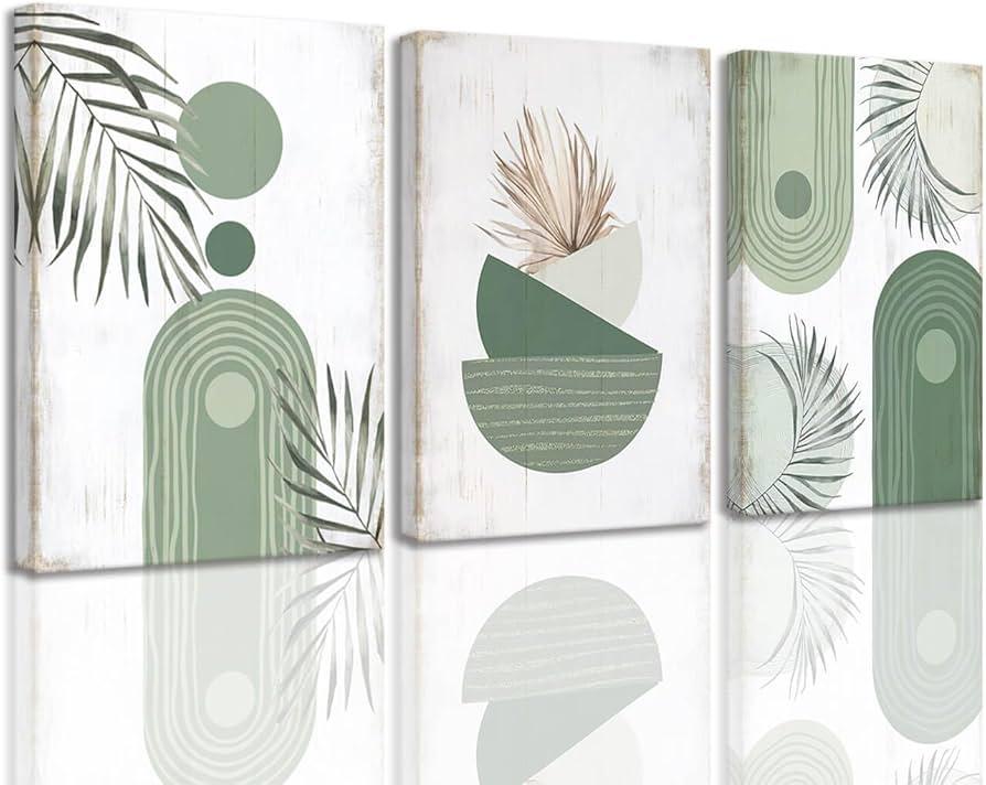 Create a gallery wall featuring art pieces for⁤ a personalized boho bathroom touch